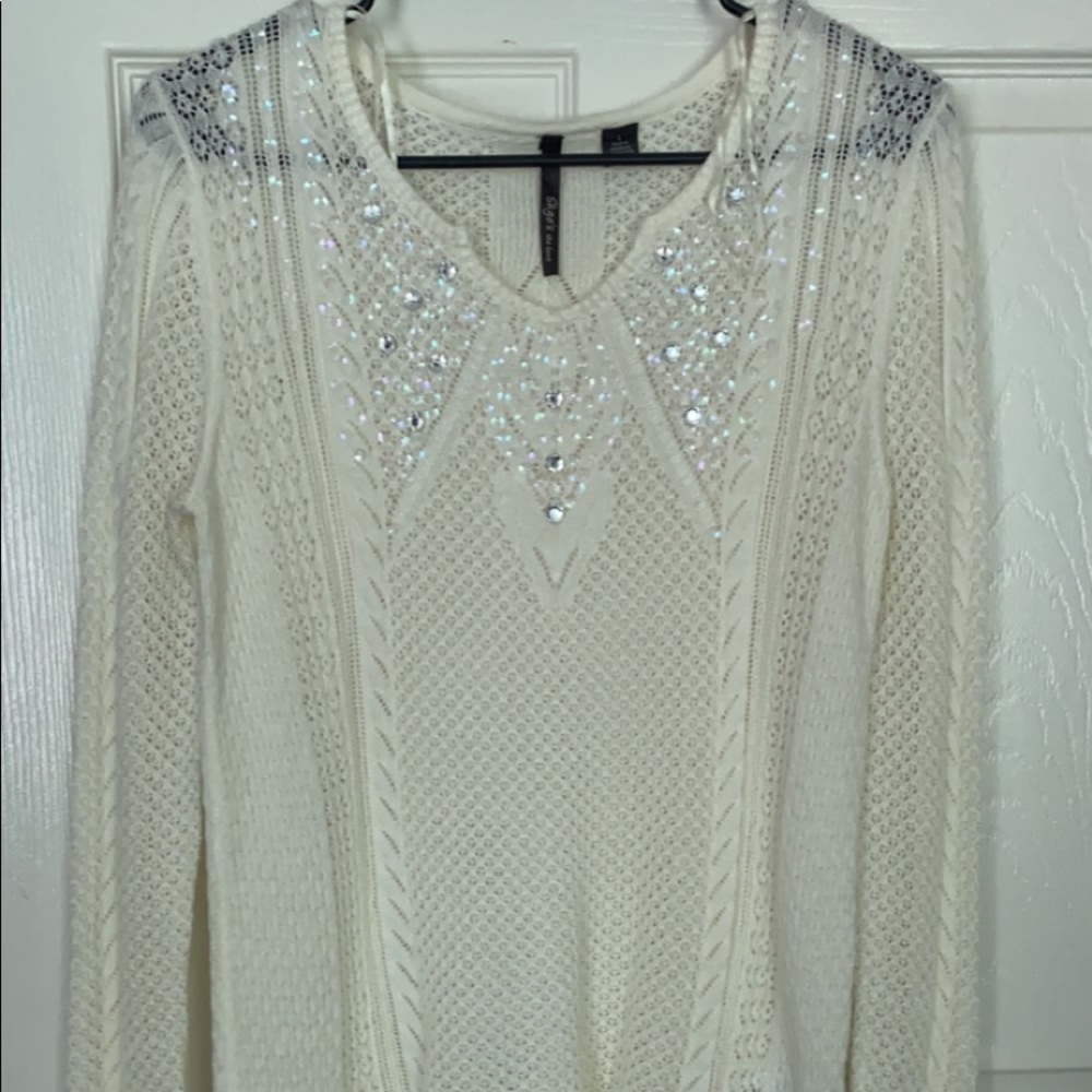 Long sleeve cream colored sweater